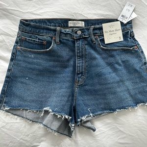 Abercrombie curve love shorts
